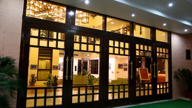 Inderlok Hotel Ντεχραντούν Εξωτερικό φωτογραφία